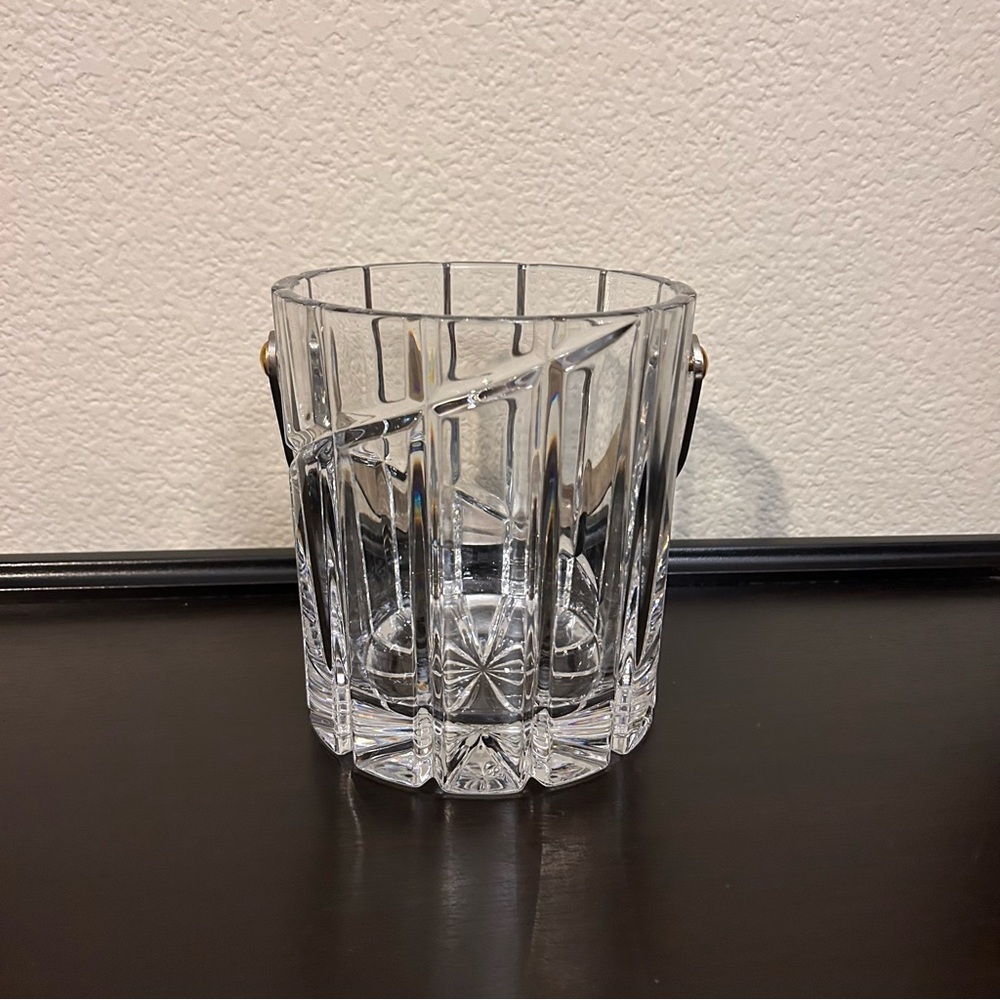Mikasa Uptown Crystal Ice Bucket w/ Mental Handle Vintage Cut Glass Barware - Picture 4 of 11